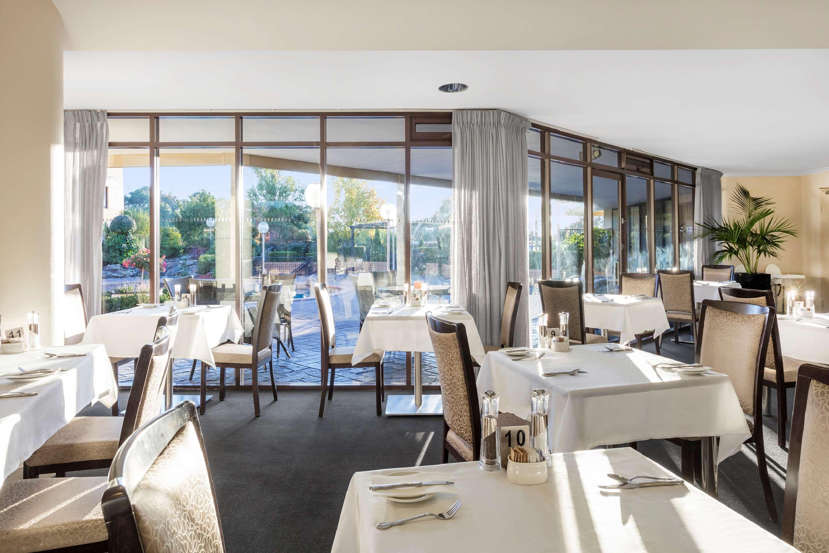 Garden City Hotel, Best Western Signature Collection Κανμπέρα Εξωτερικό φωτογραφία