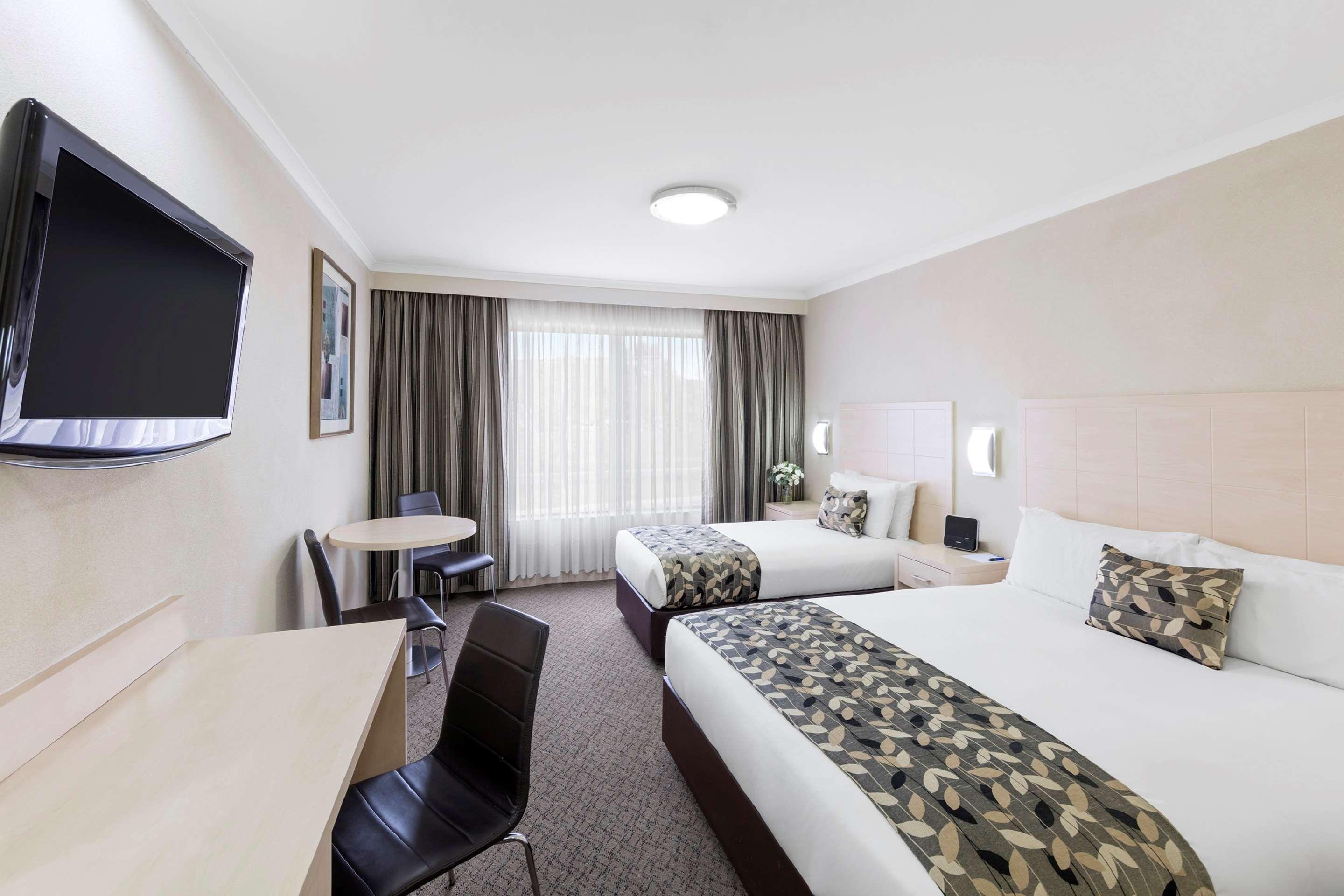 Garden City Hotel, Best Western Signature Collection Κανμπέρα Εξωτερικό φωτογραφία